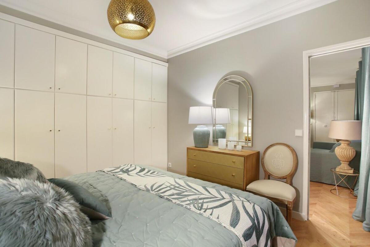 Opera By Prestige
